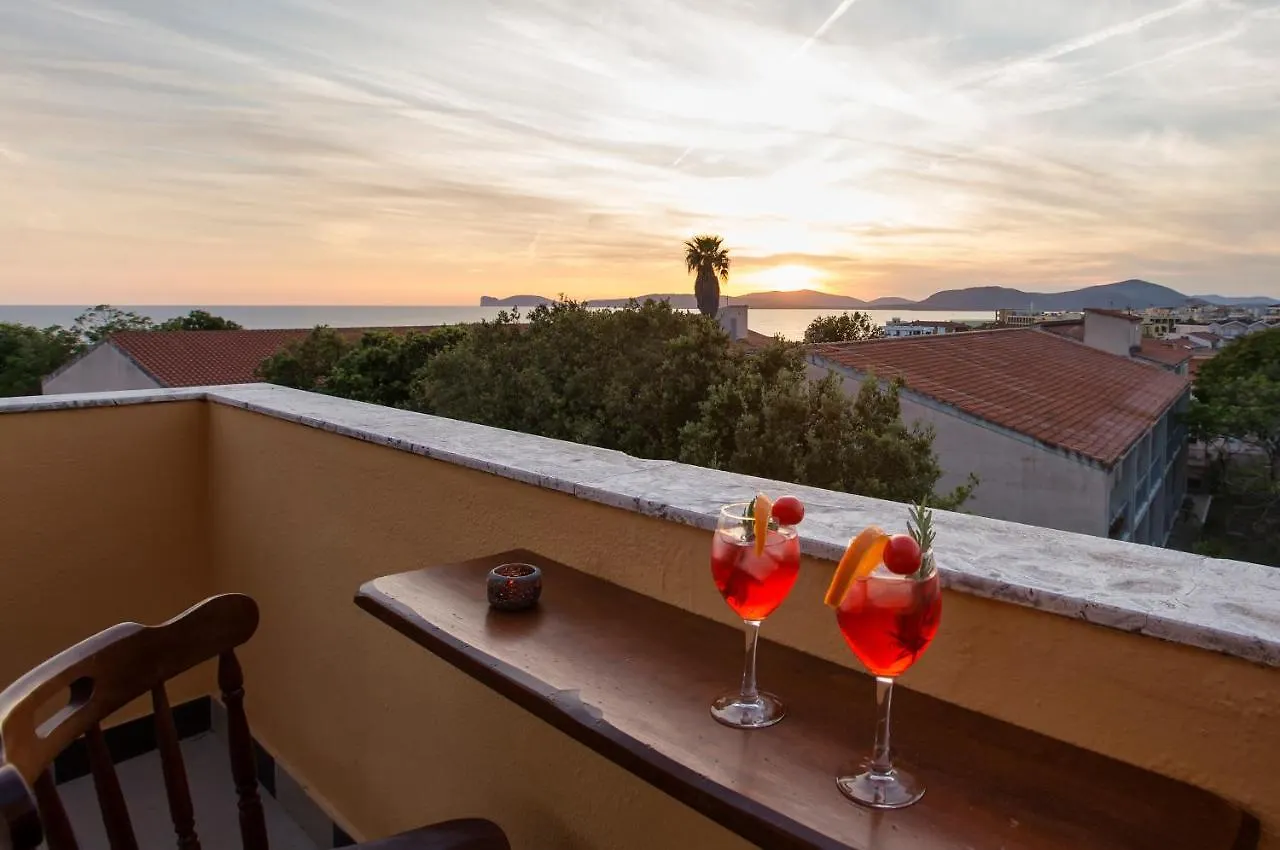 Sand'Ana House B&B Alghero Oda ve Kahvaltı