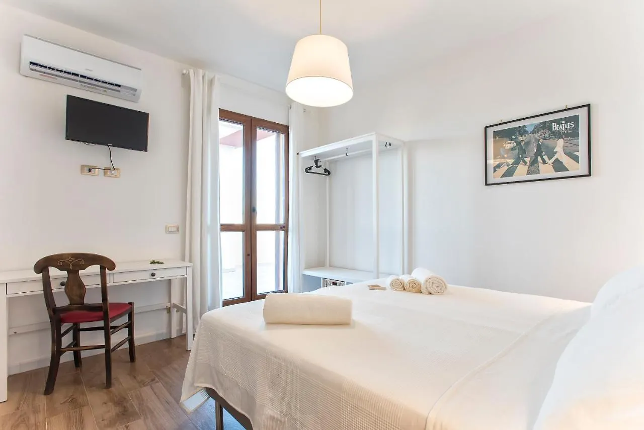 Oda ve Kahvaltı Sand'Ana House B&B Alghero